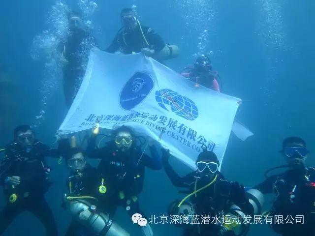 探索天涯问答平台8岁男孩在家抢着掰玉米烧火，该怎样教育孩子才能让孩子学会心疼父母呢？